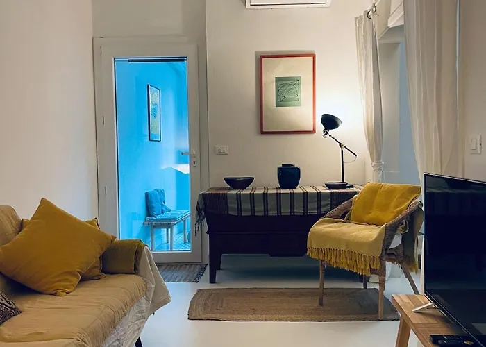 Secluded With Garden In 페라라