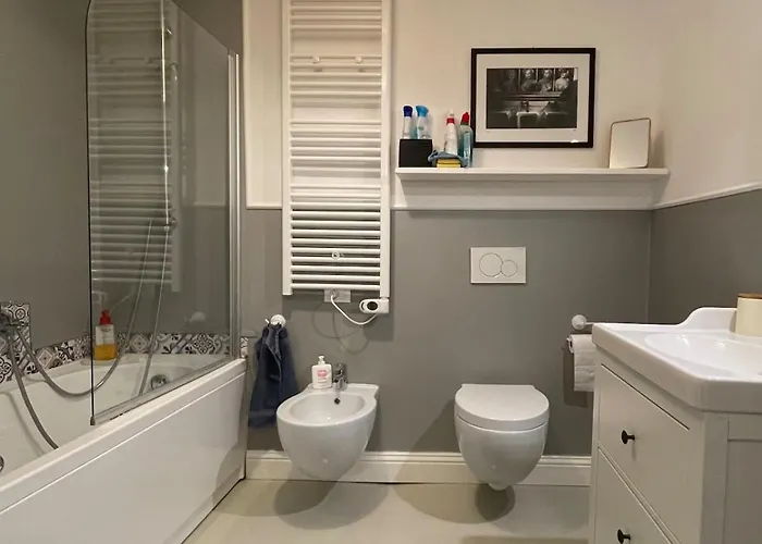 Apartament Secluded With Garden In *