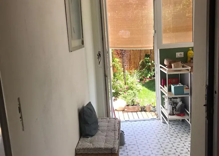 Apartament Secluded With Garden In Ferrara
