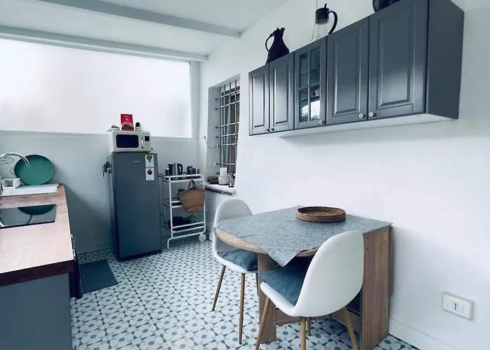 Secluded With Garden In Apartament Ferrara